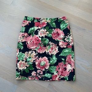 EUC Talbots Pencil Skirt (Petite)